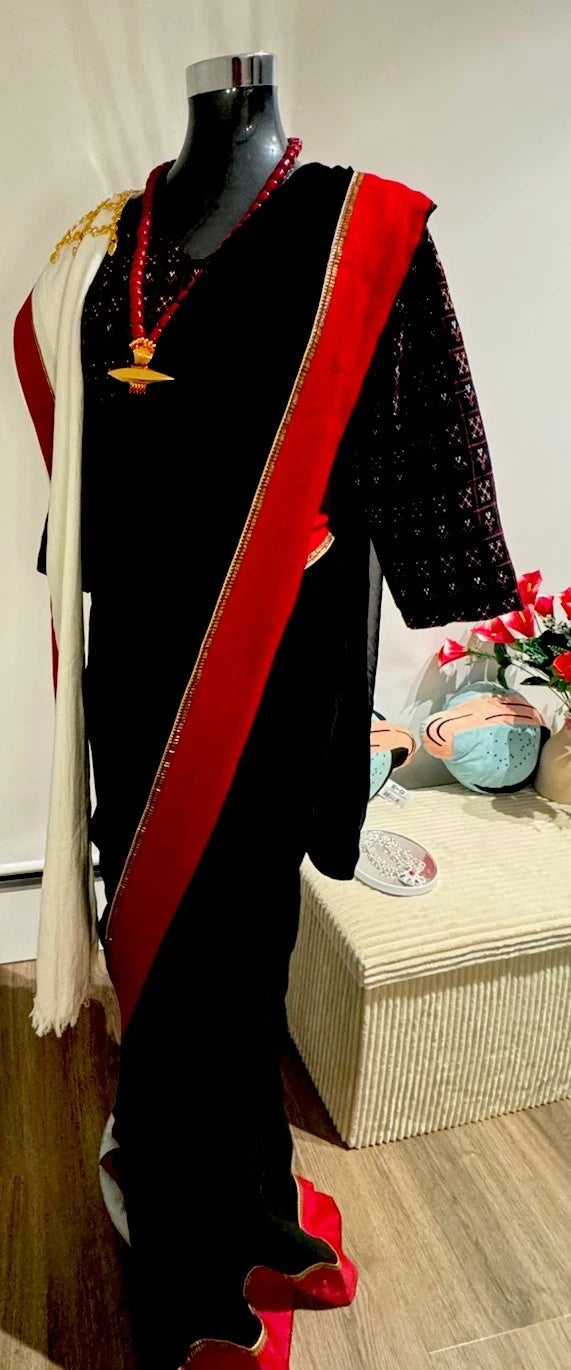 Hakupatasi Saree Set