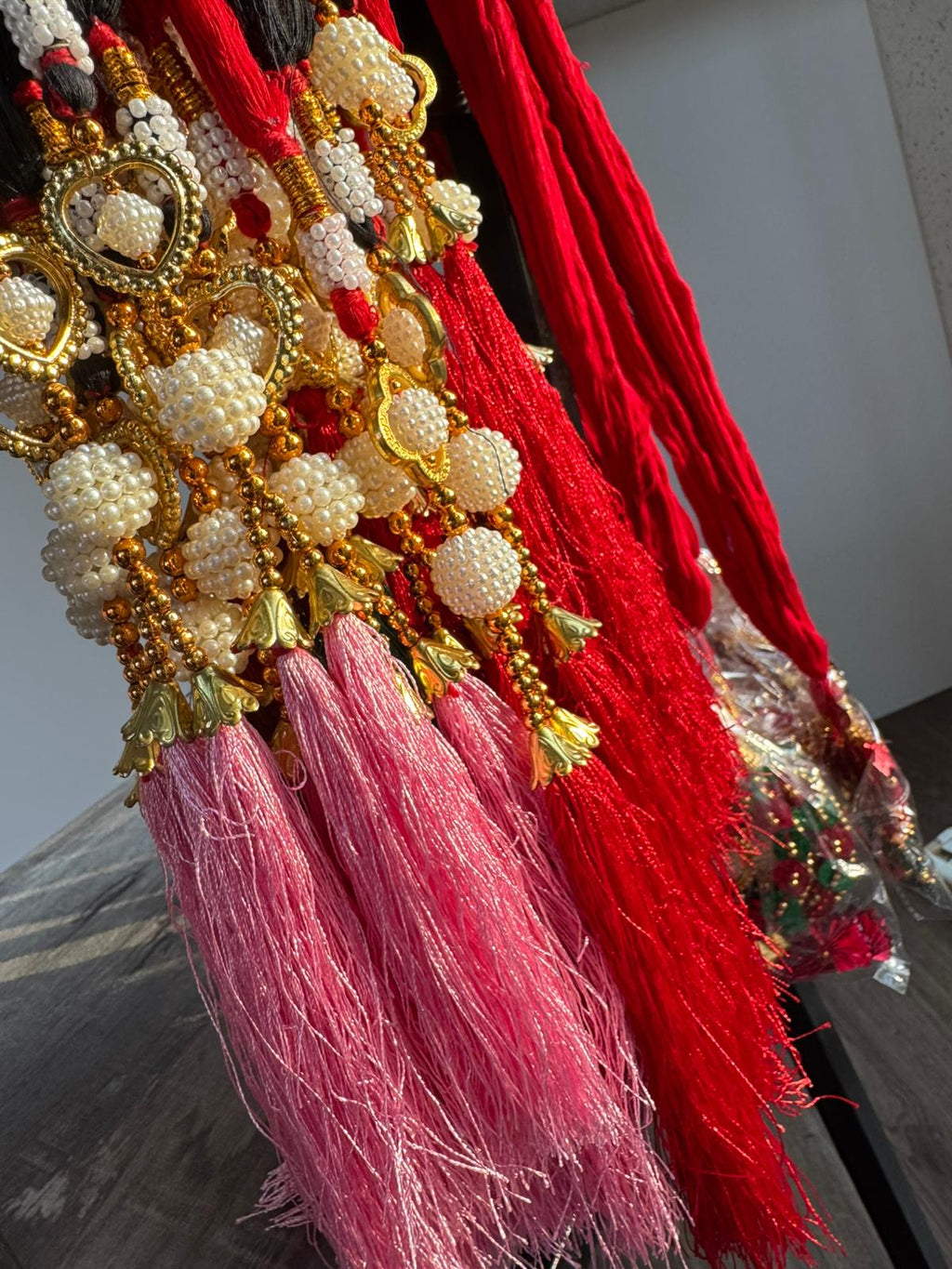 Pearl Beaded Sachika, Lachcha