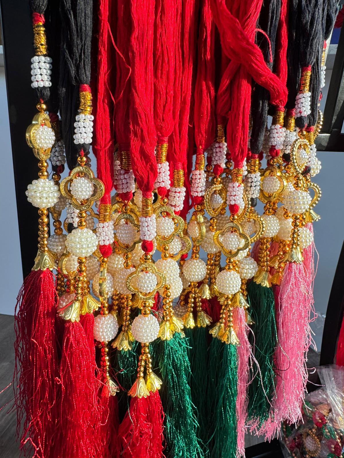 Pearl Beaded Sachika, Lachcha