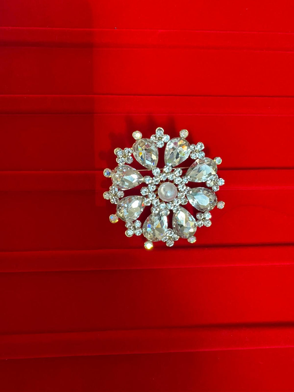 Rose Design, Precious stone Studded Brooche For Add On Luxury To Basic Wardrobe