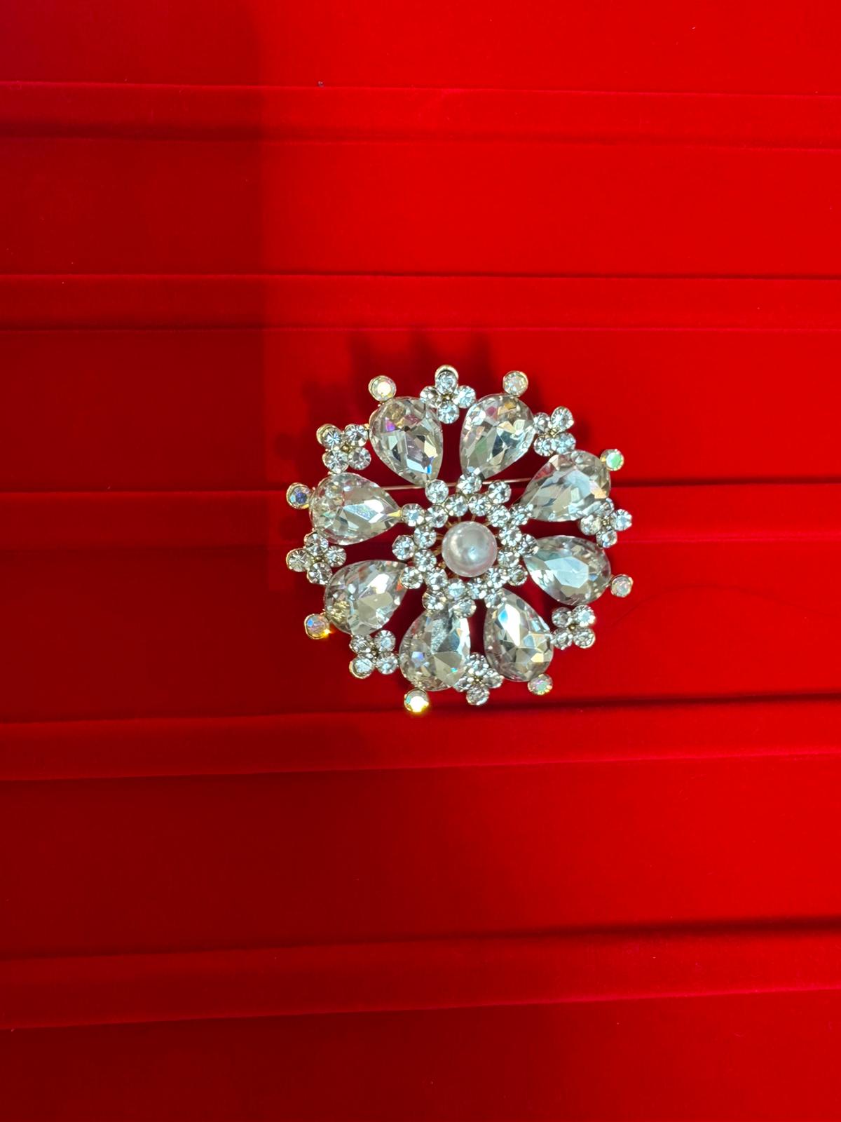 Rose Design, Precious stone Studded Brooche For Add On Luxury To Basic Wardrobe